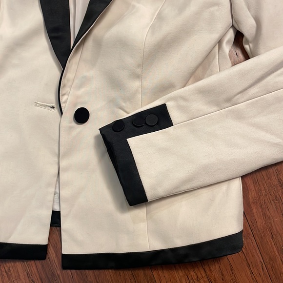 H&M Blazer - Picture 4 of 5